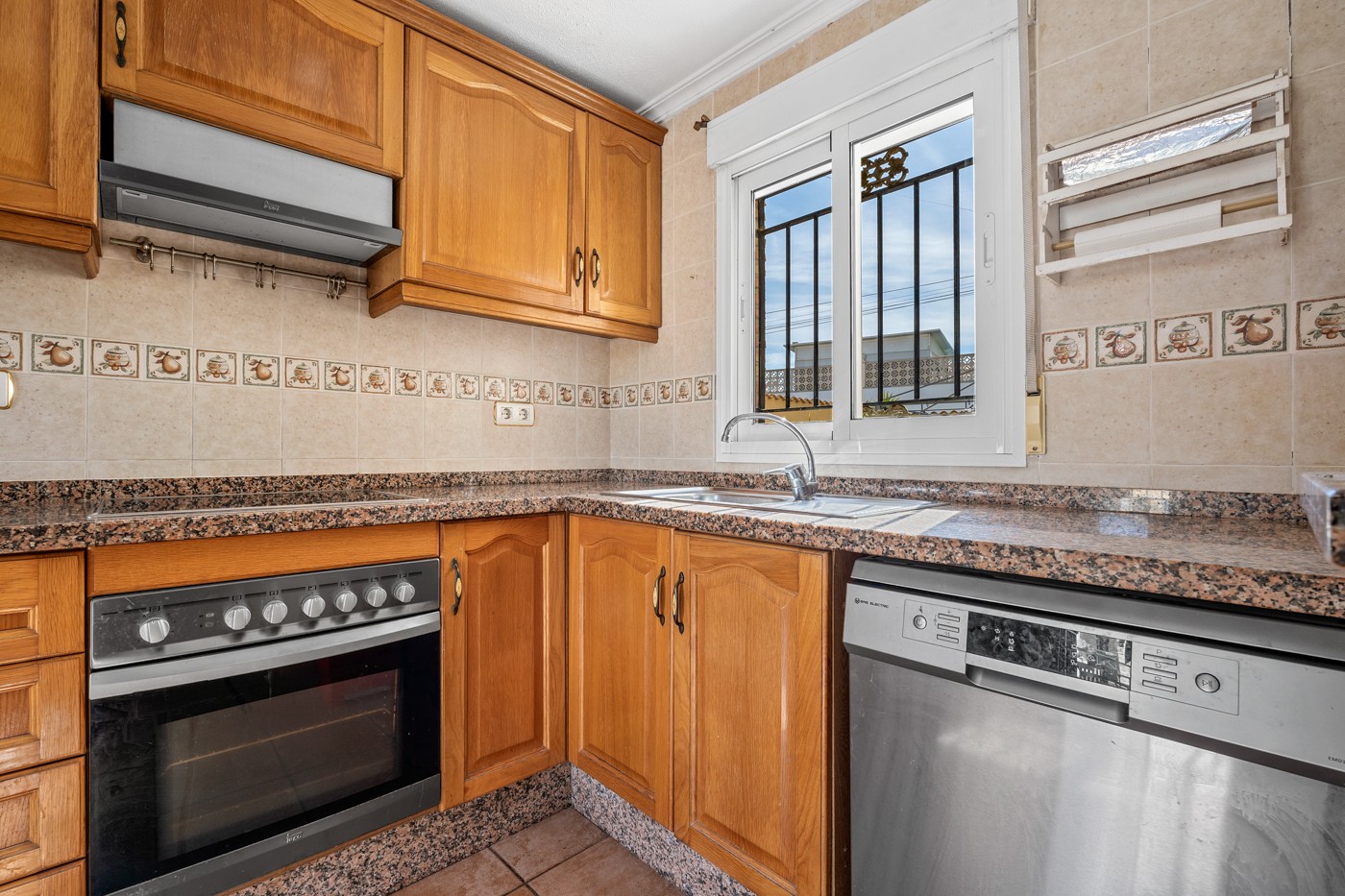 Dining area in villa for sale in Orihuela Costa
