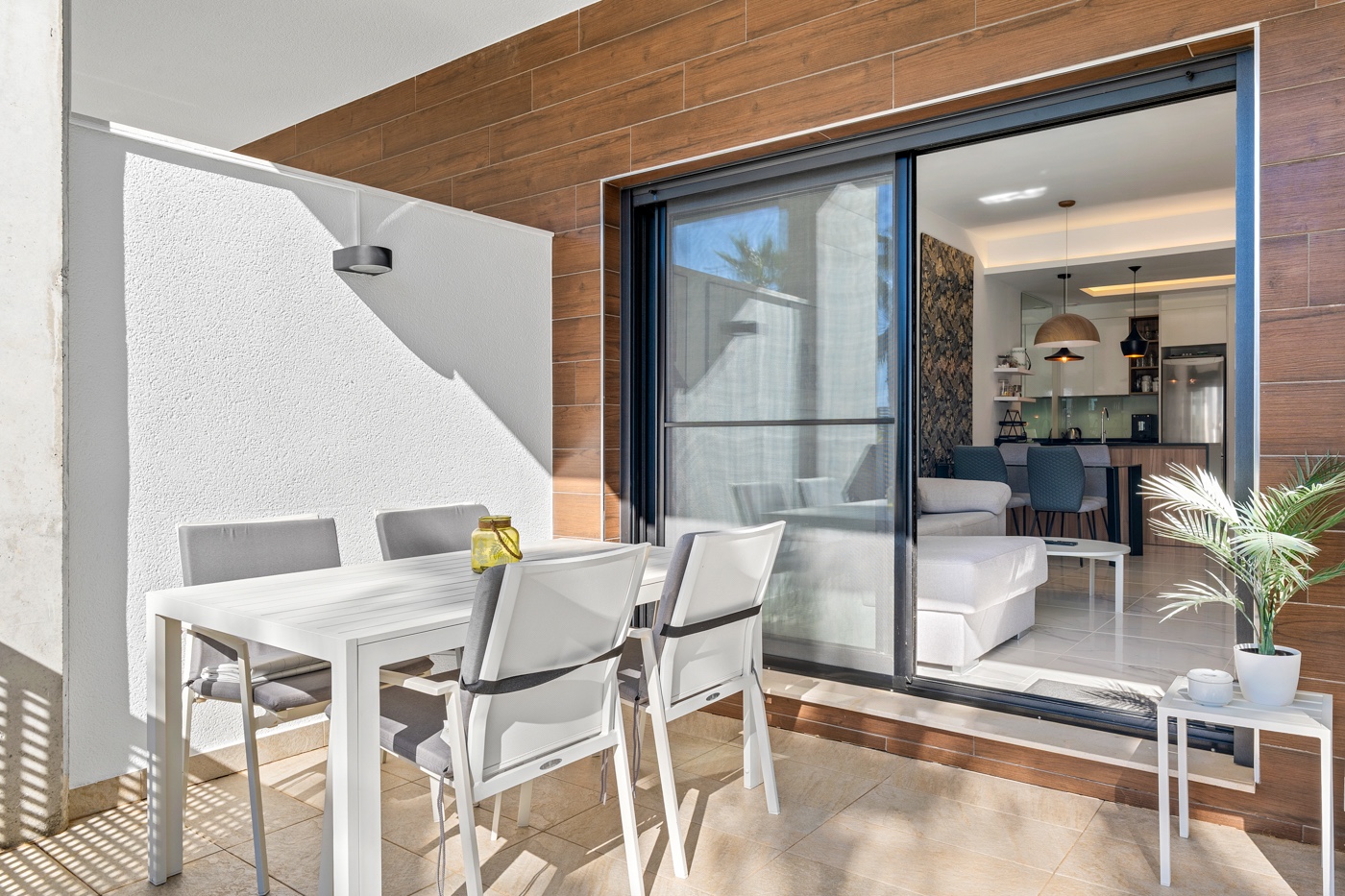 Bedroom in apartment for sale in Guardamar del Segura