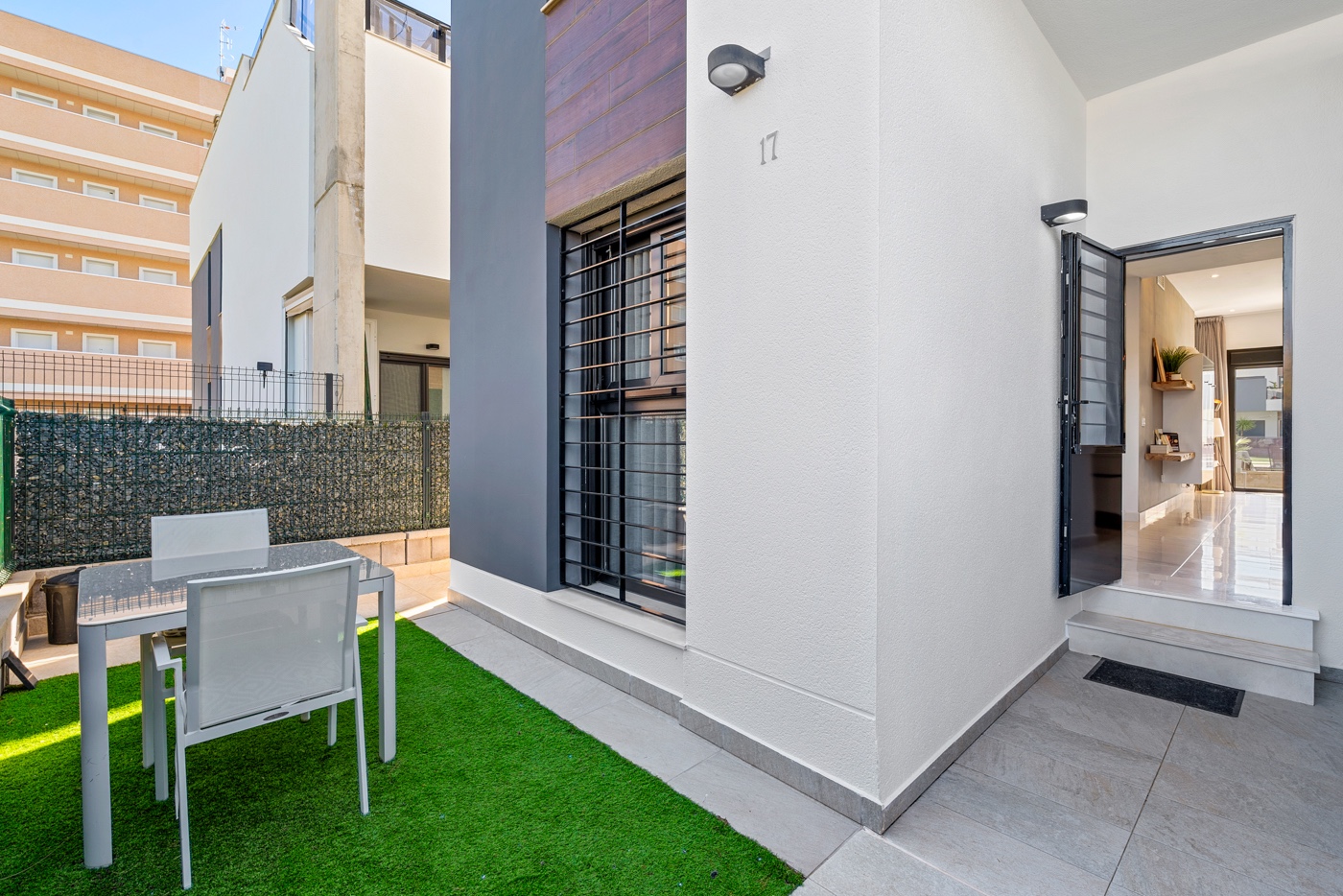 Exterior view in apartment for sale in Guardamar del Segura