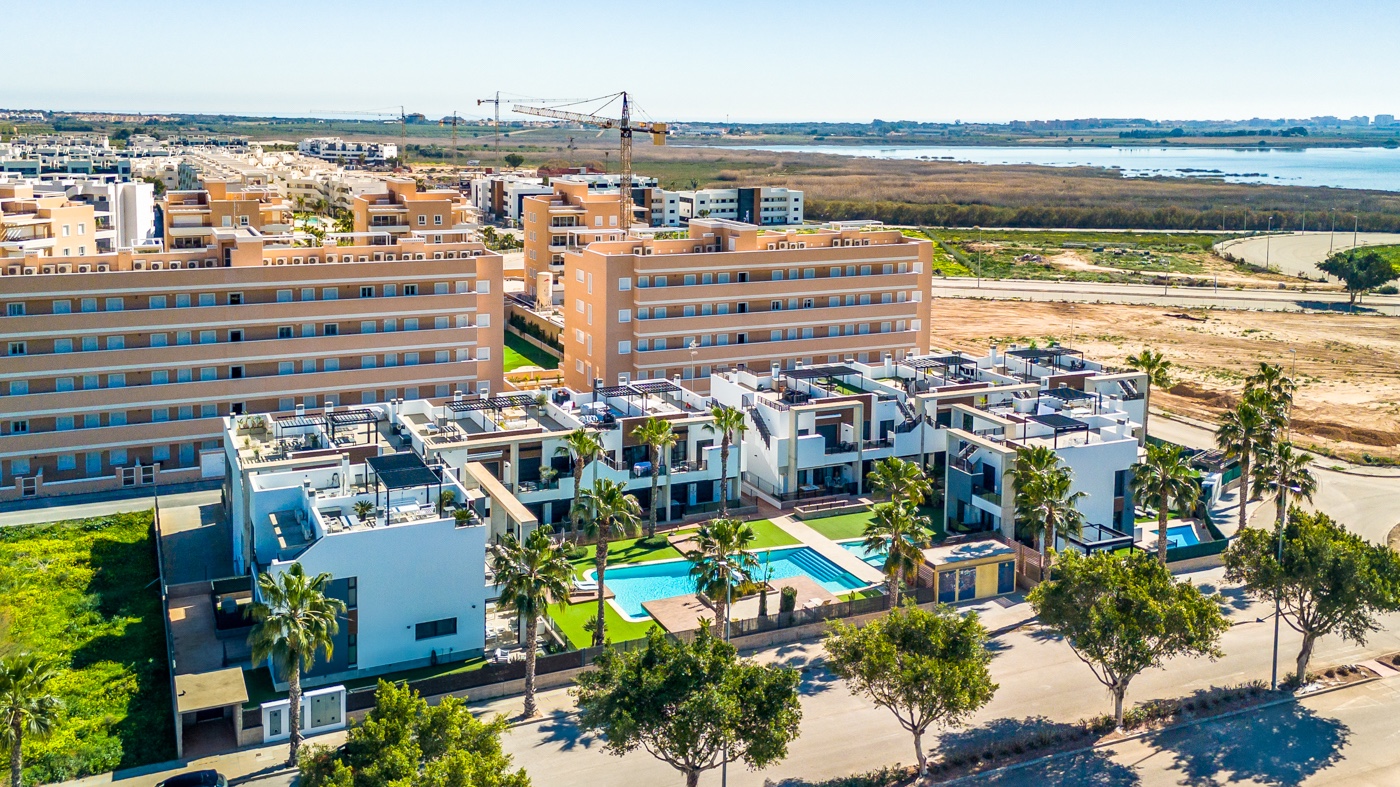 Exterior view in apartment for sale in Guardamar del Segura
