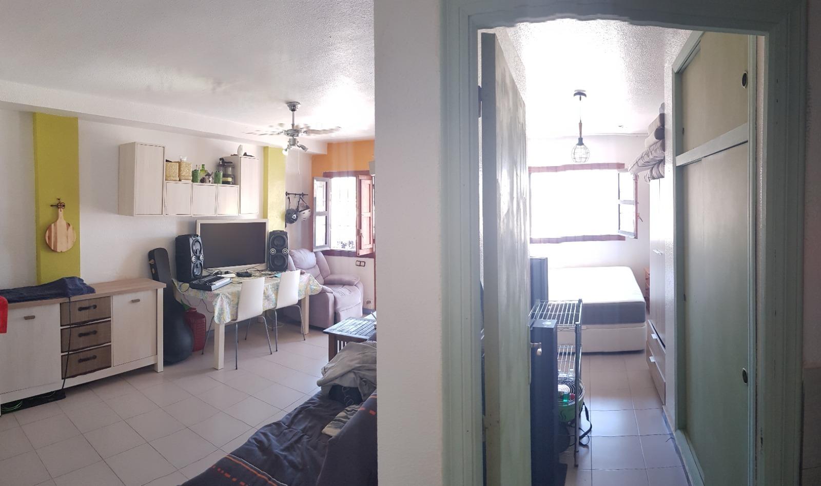 Bedroom in bungalow for sale in Torrevieja