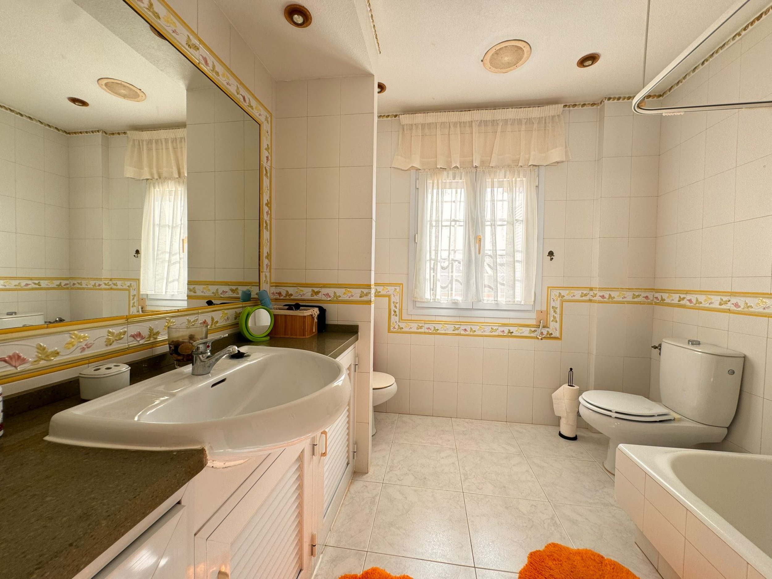 Master bedroom in villa for sale in La Manga del Mar Menor
