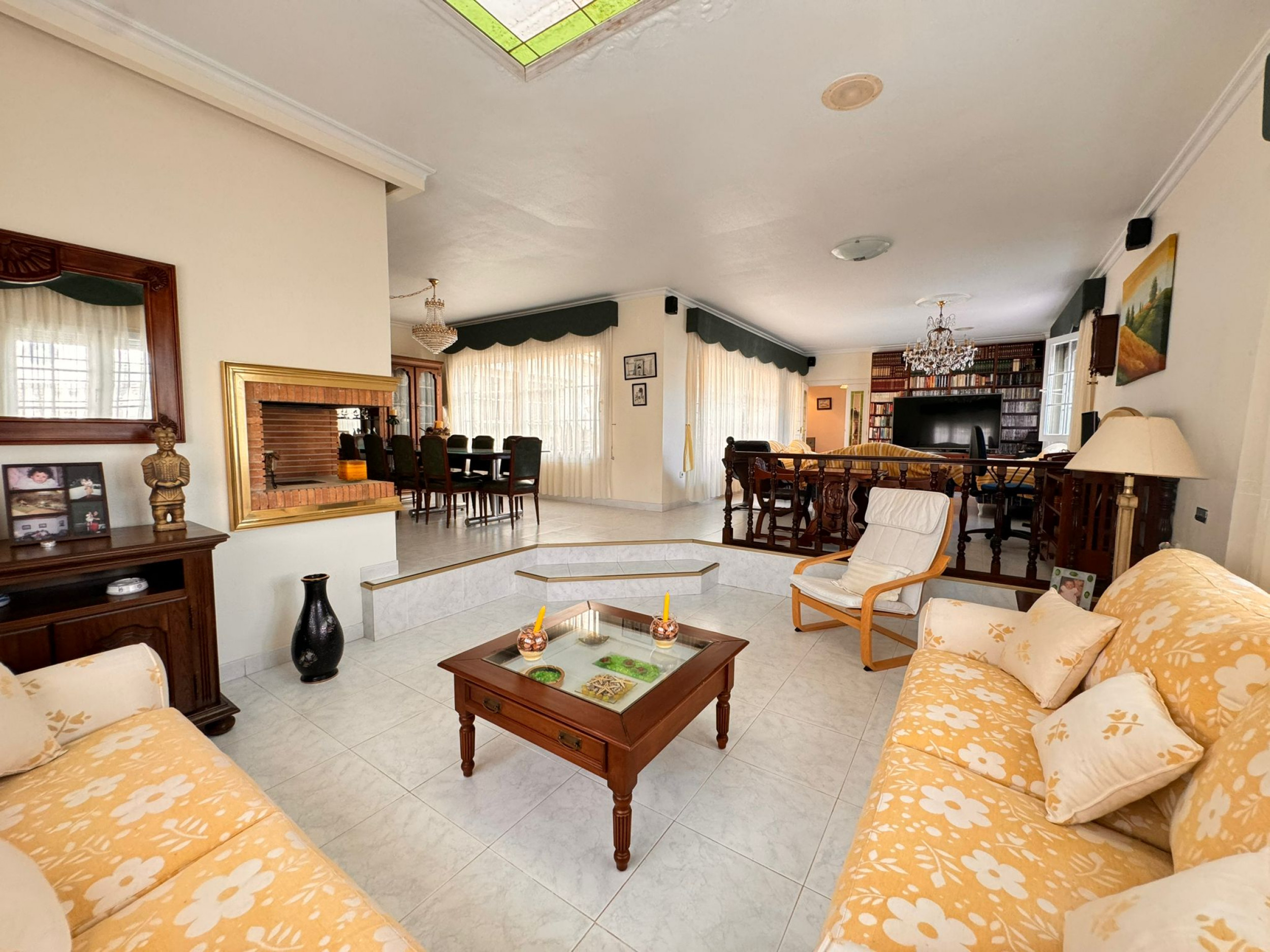 Terrace in villa for sale in La Manga del Mar Menor