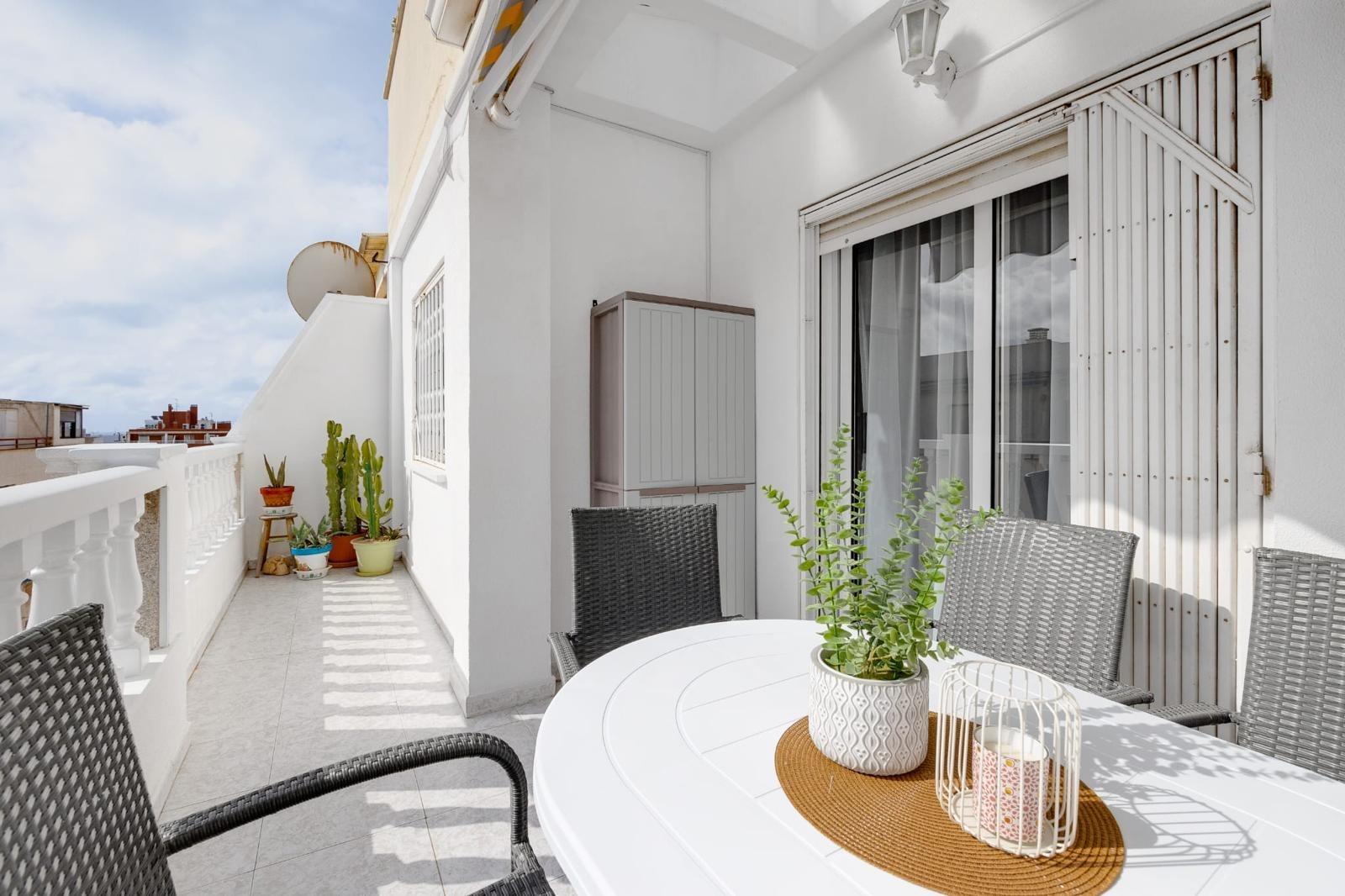 Living room in apartment for sale in Torrevieja