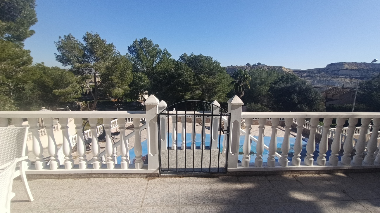 Bathroom in villa for sale in Canadas De San Pedro