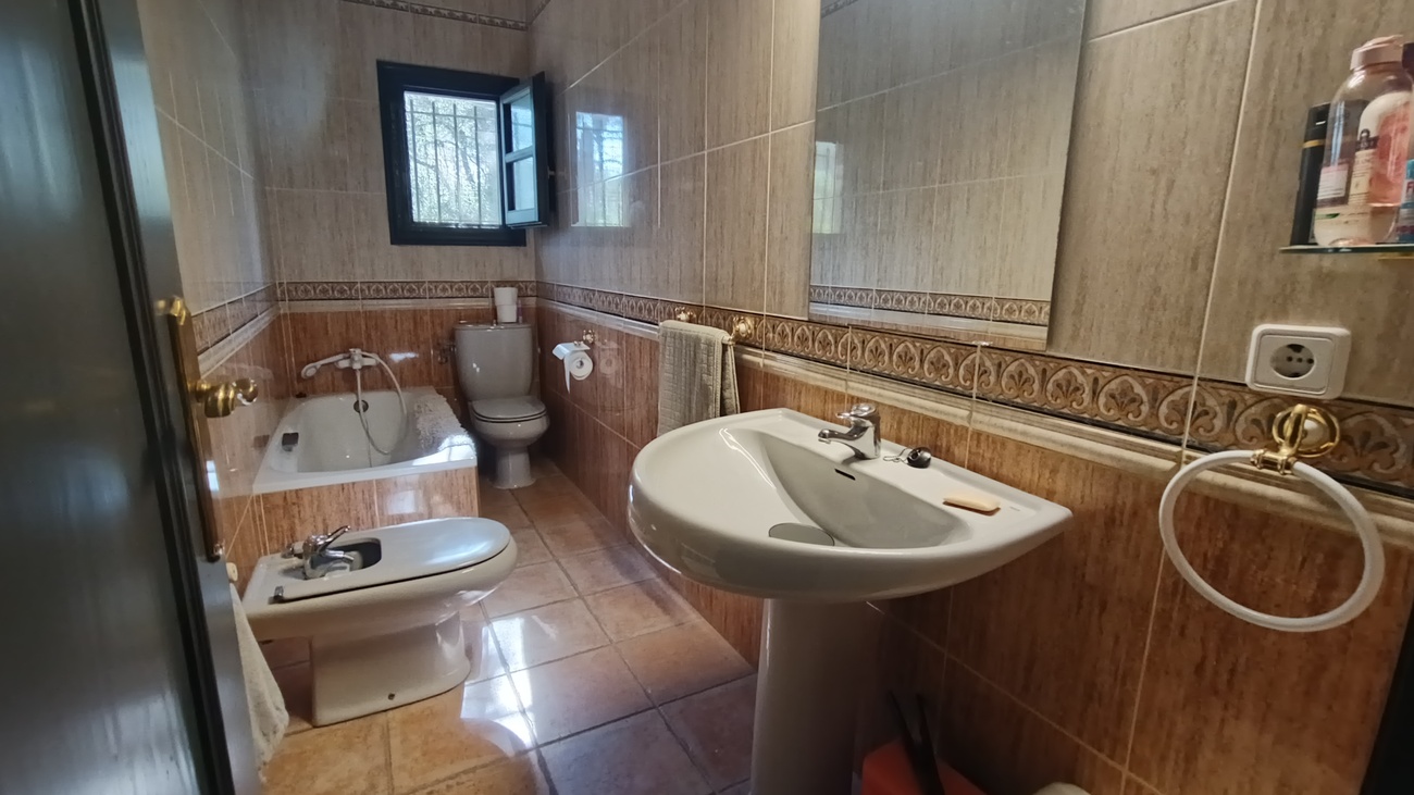 Kitchen in villa for sale in Canadas De San Pedro