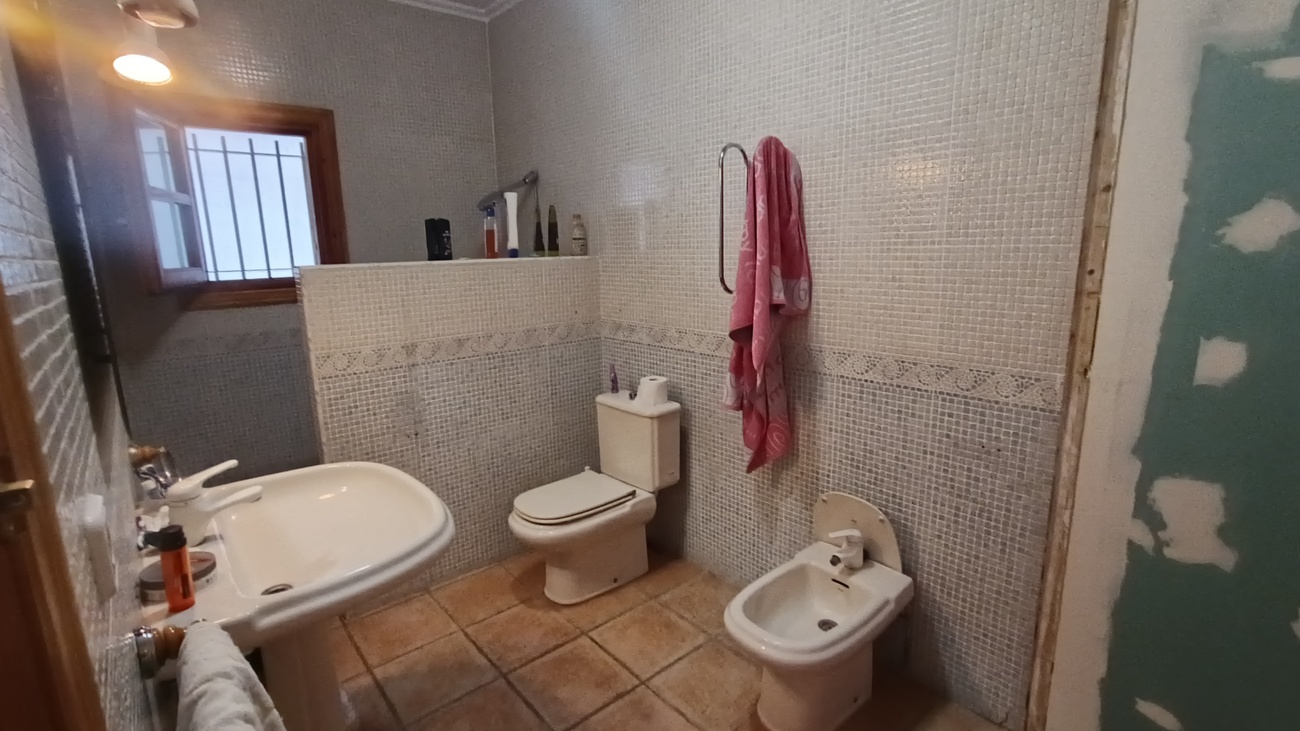 Garden in villa for sale in Canadas De San Pedro