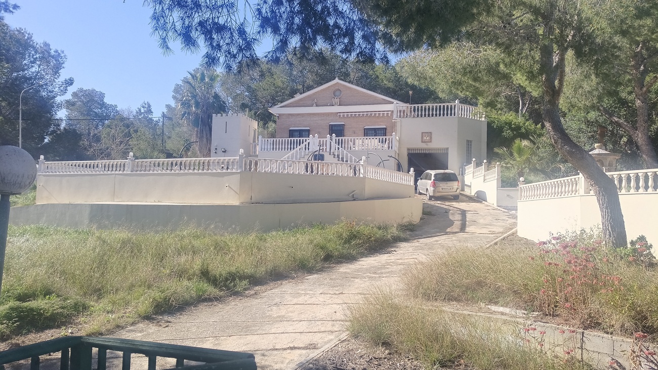 Terrace in villa for sale in Canadas De San Pedro