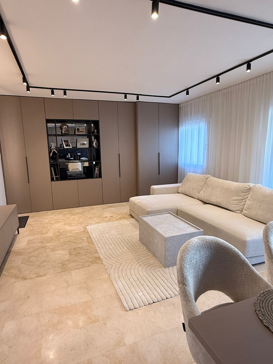 Garden in penthouse for sale in Las Ramblas Golf