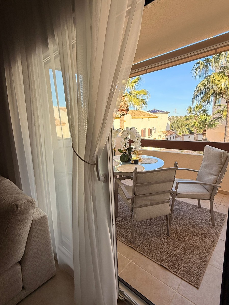 Exterior view in penthouse for sale in Las Ramblas Golf