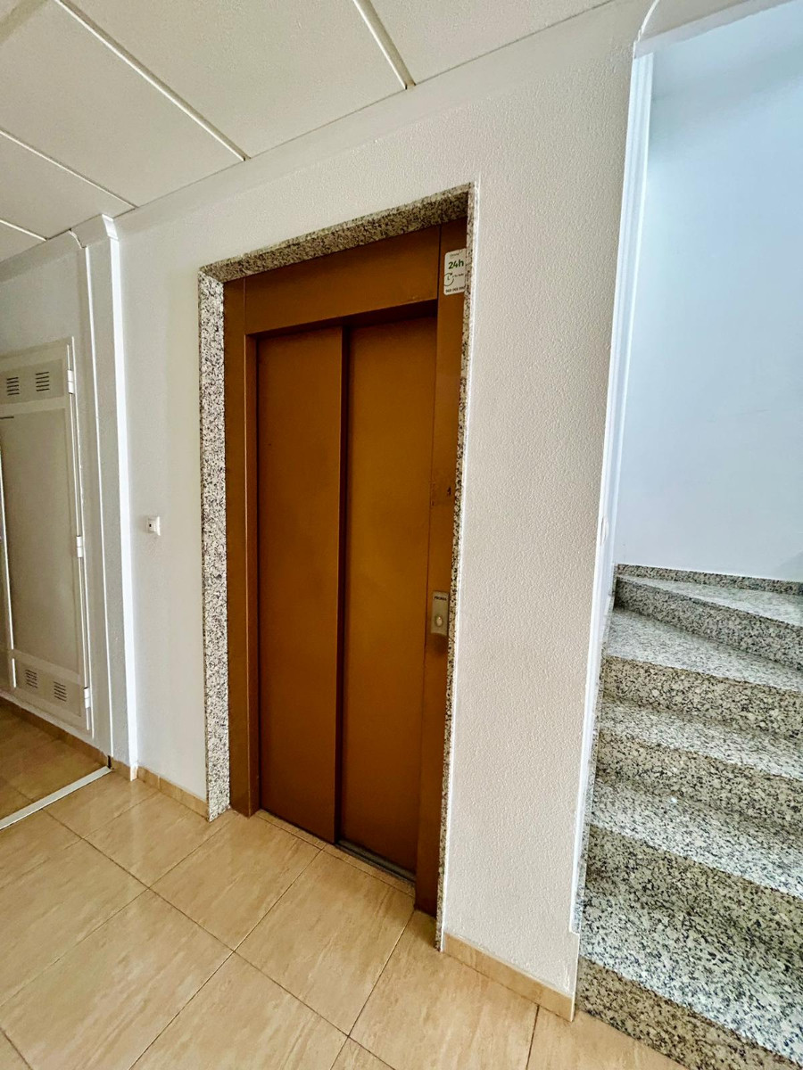 Terrace in apartment for sale in San Isidro