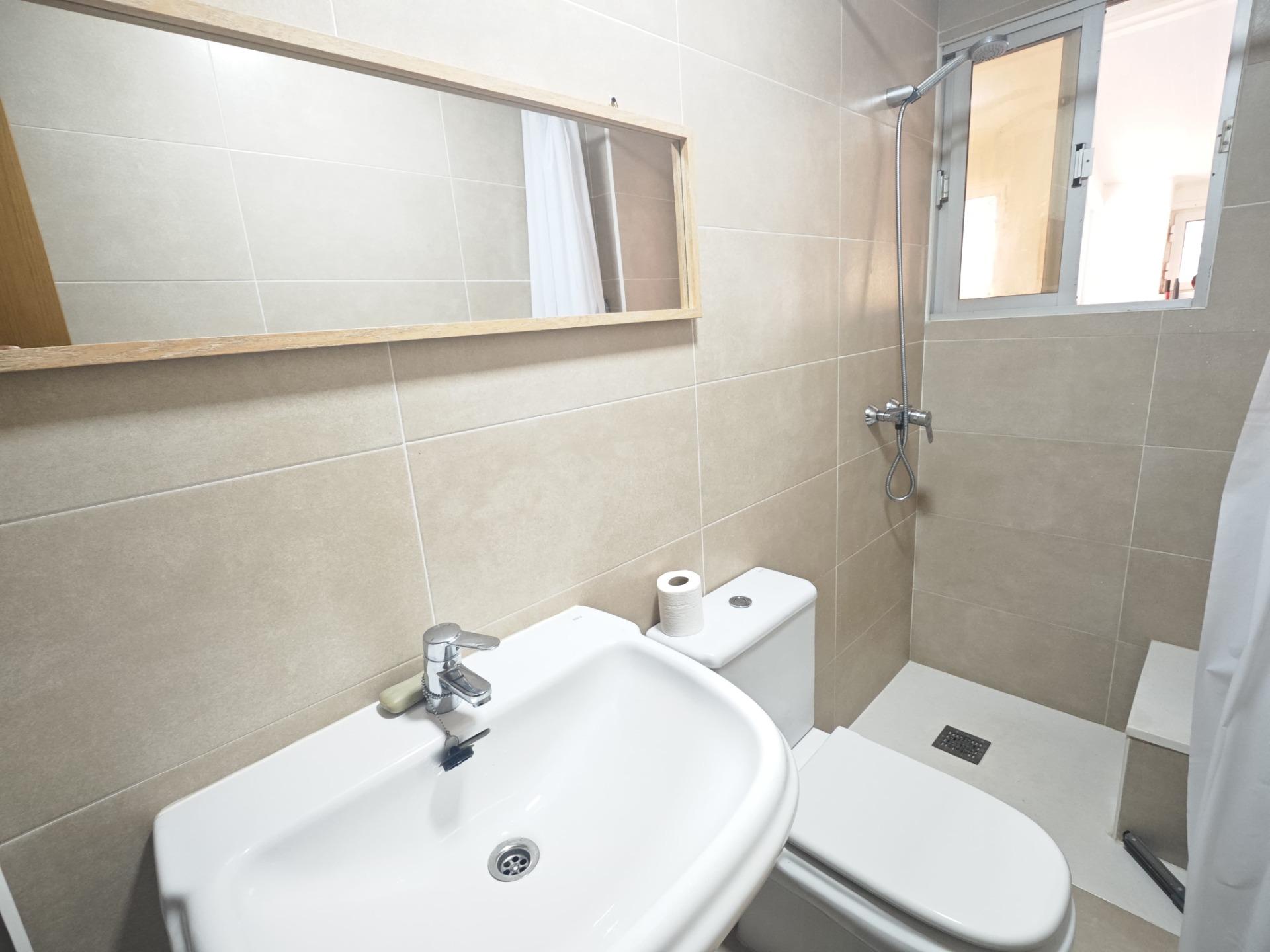 Master bedroom in bungalow for sale in Torrevieja