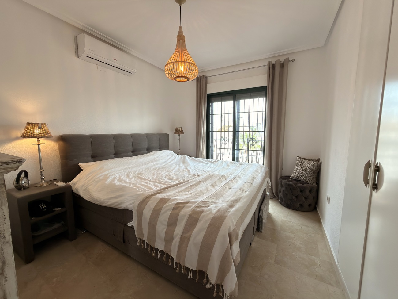 Terrace in villa for sale in Orihuela Costa