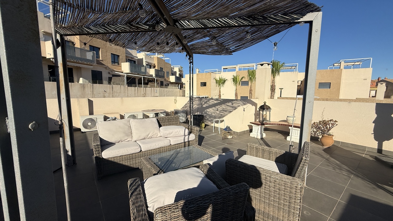 Pool area in villa for sale in La Zenia