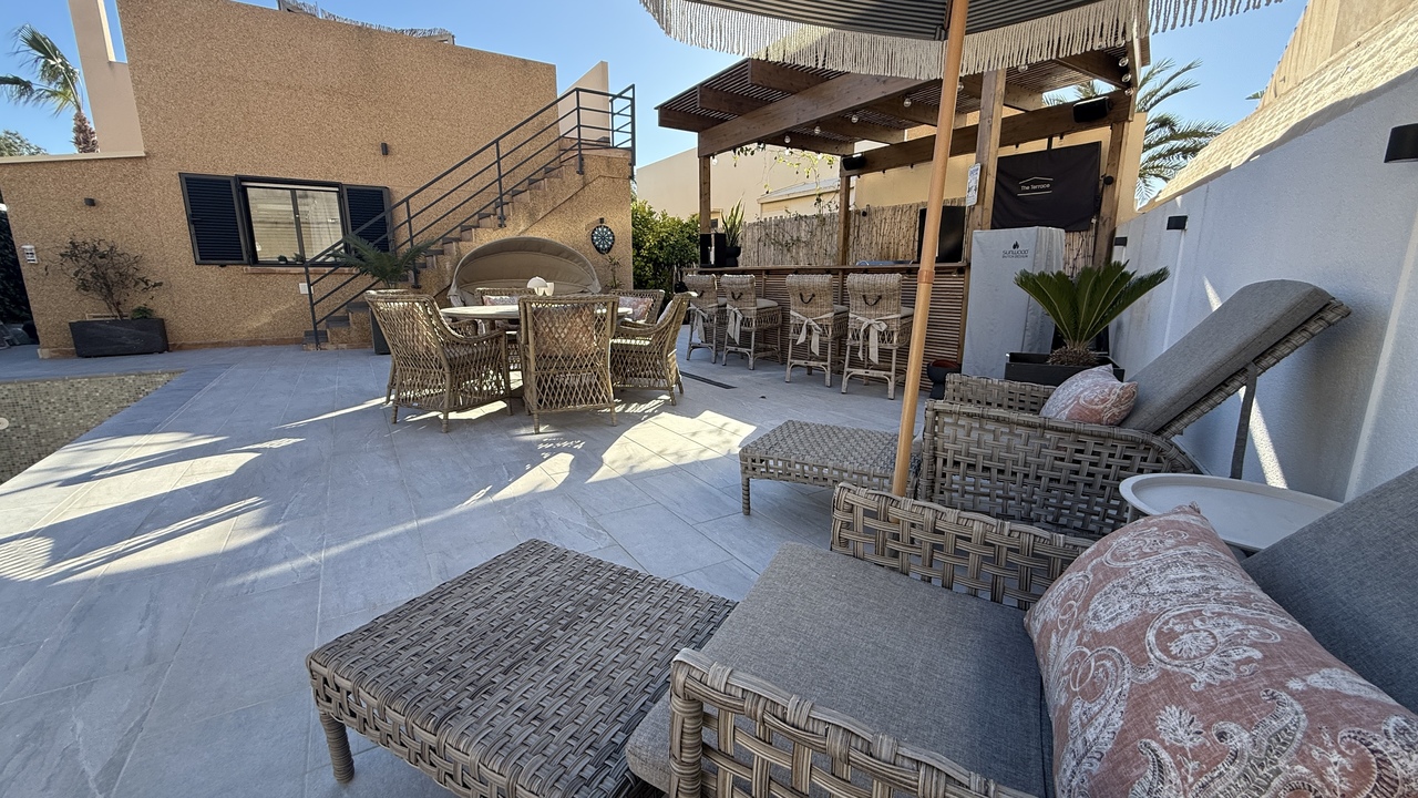 Exterior view in villa for sale in La Zenia