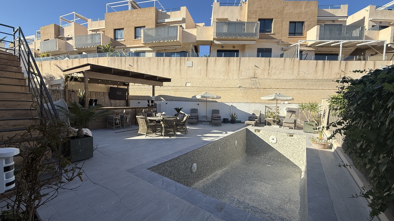 Bathroom in villa for sale in La Zenia