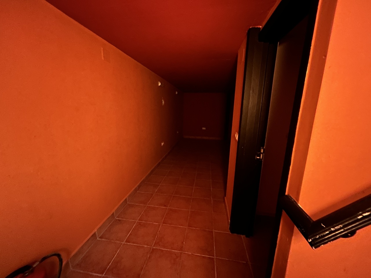 Bedroom in commercial for sale in Villamartin