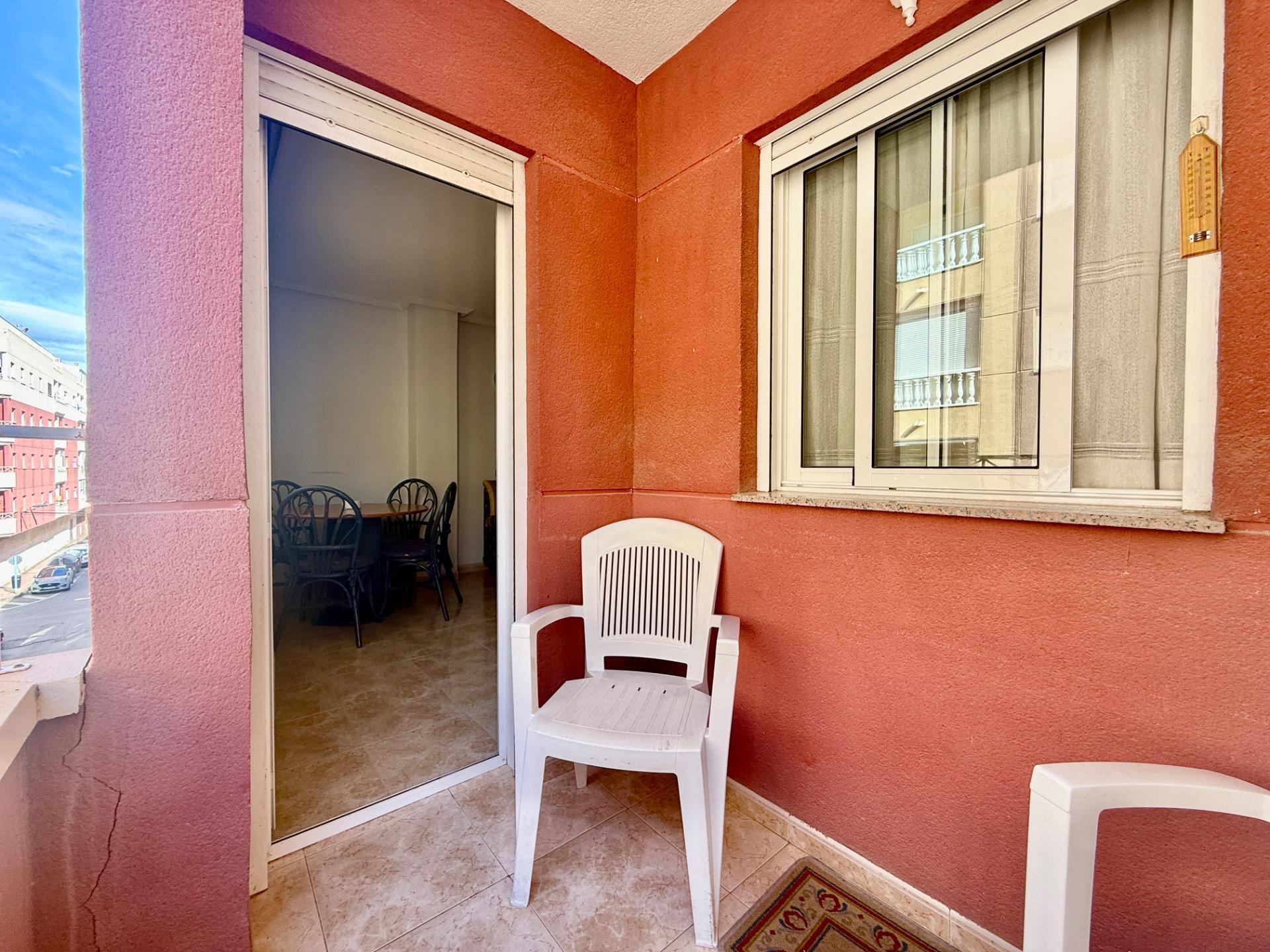 Master bedroom in apartment for sale in Torrevieja