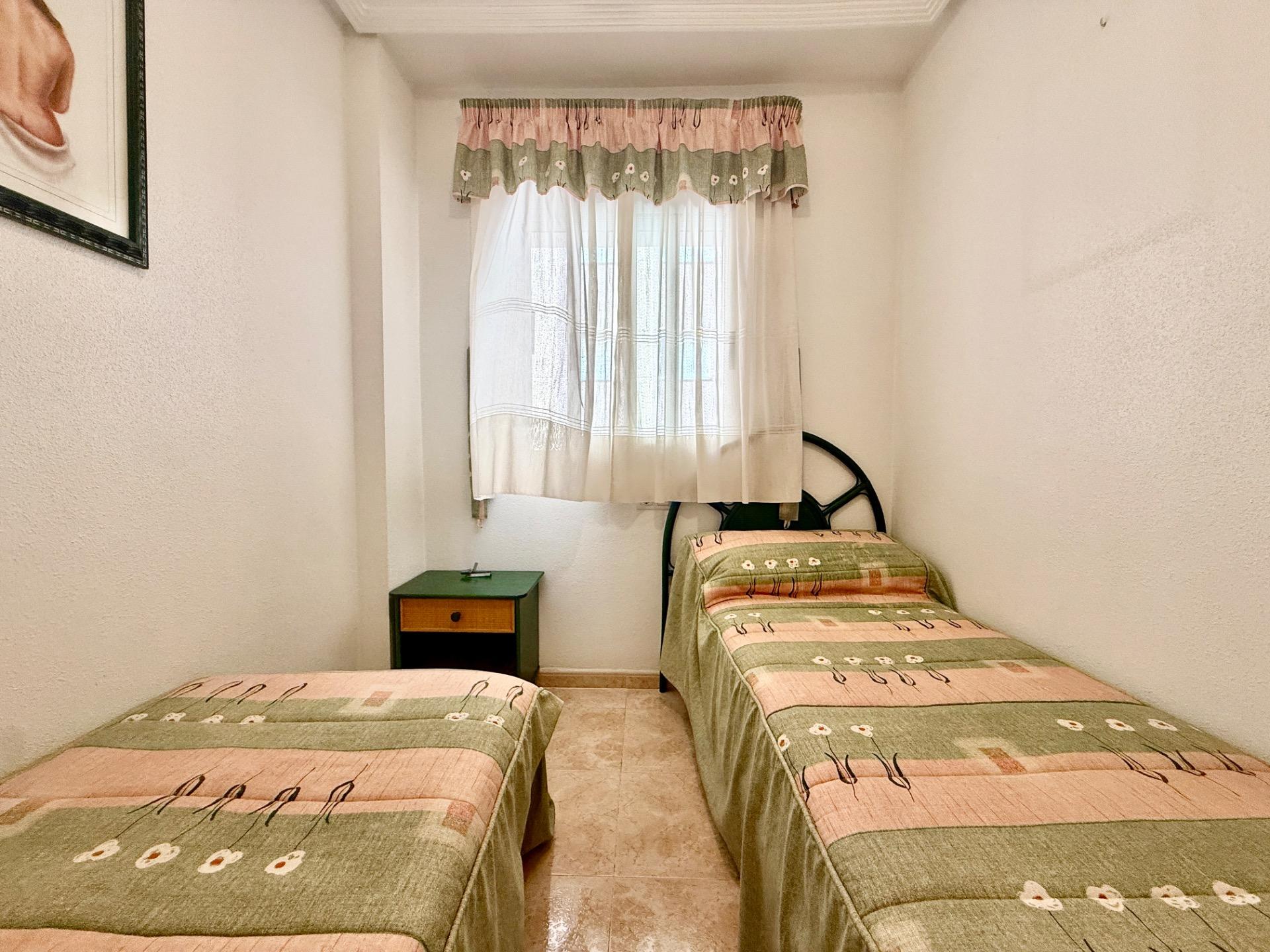 Master bedroom in apartment for sale in Torrevieja