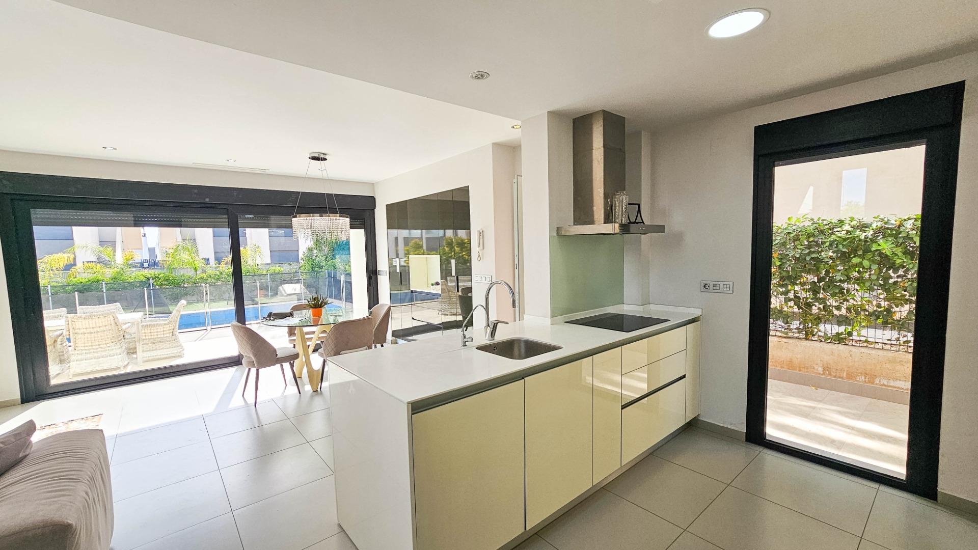 Kitchen in villa for sale in Rojales