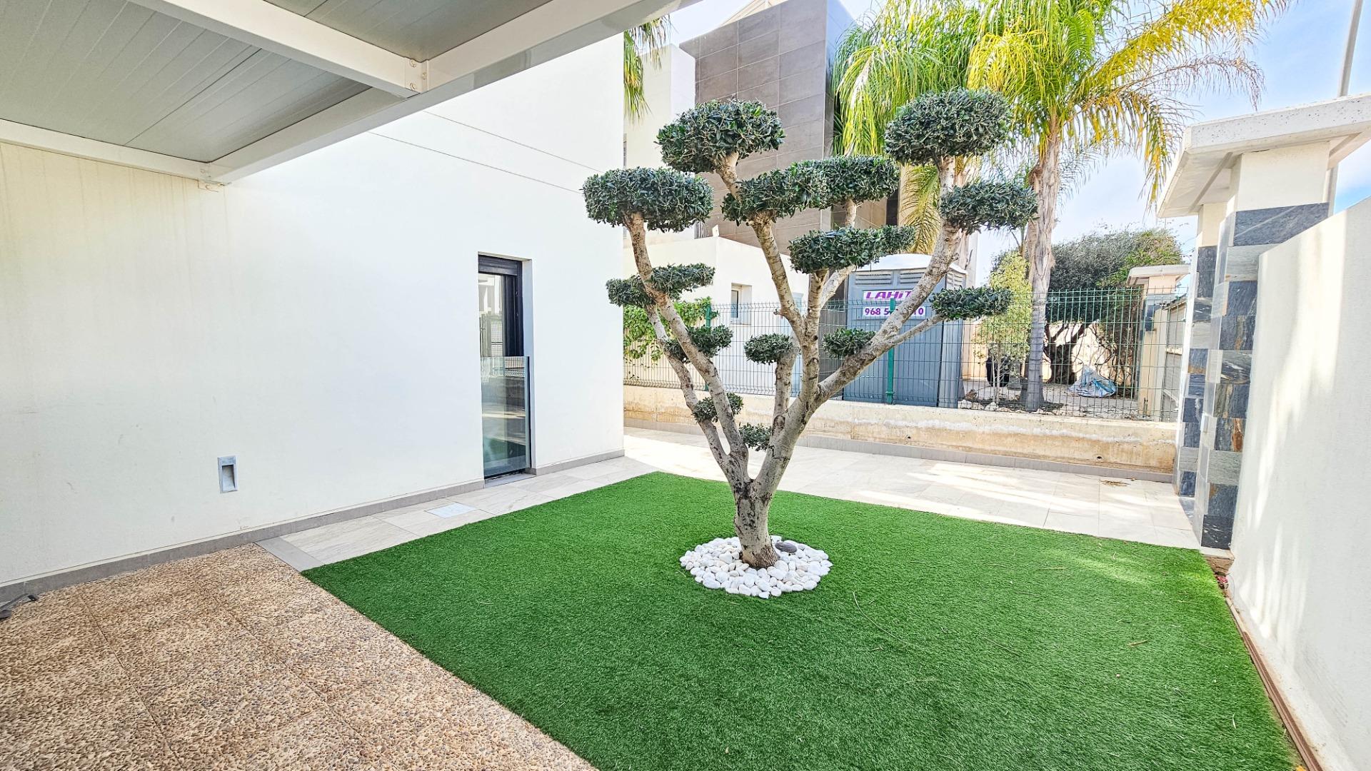 Living room in villa for sale in Rojales