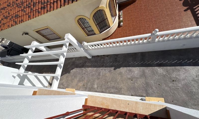 Garden in villa for sale in Algorfa
