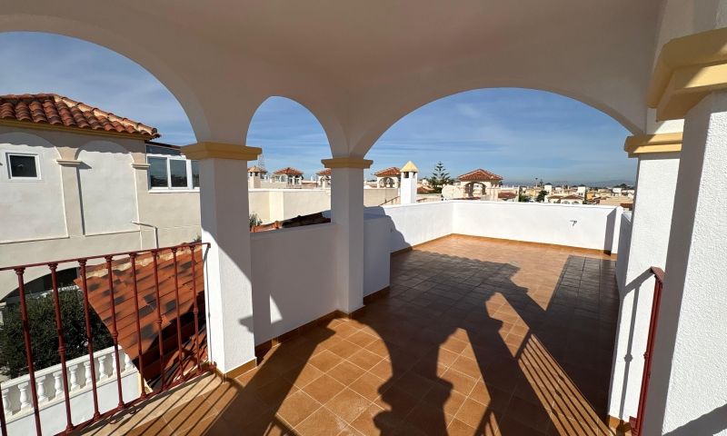 Bathroom in villa for sale in Algorfa