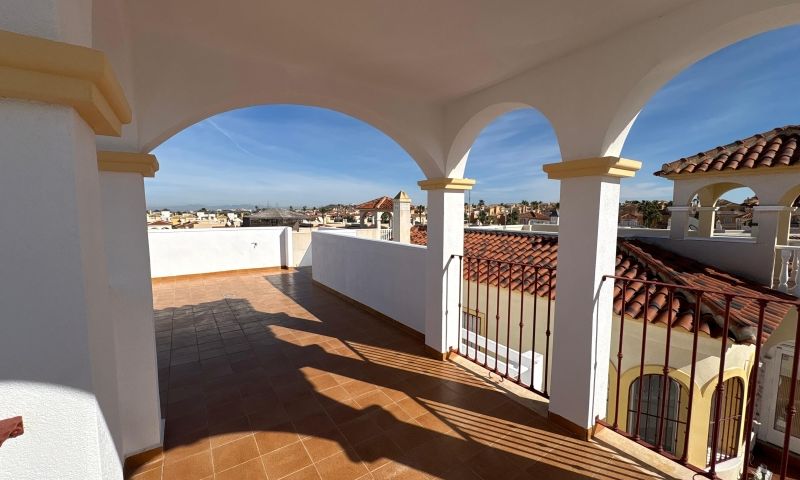 Terrace in villa for sale in Algorfa