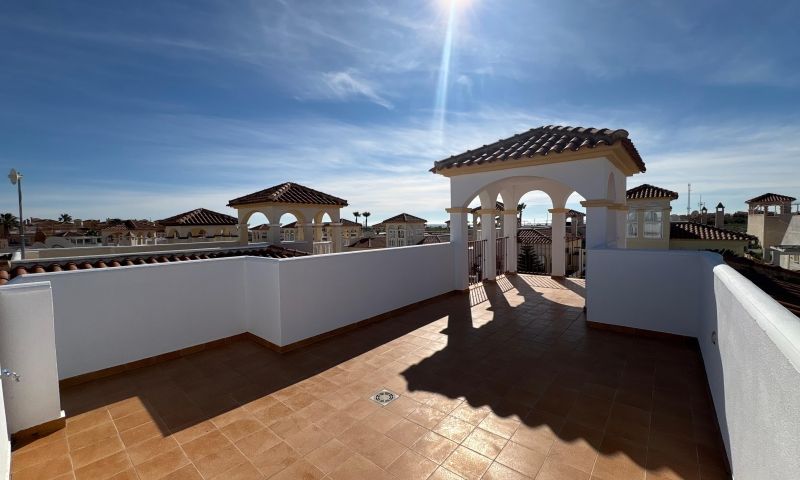 Pool area in villa for sale in Algorfa