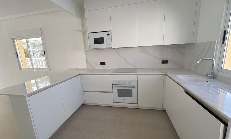 Terrace in villa for sale in Algorfa