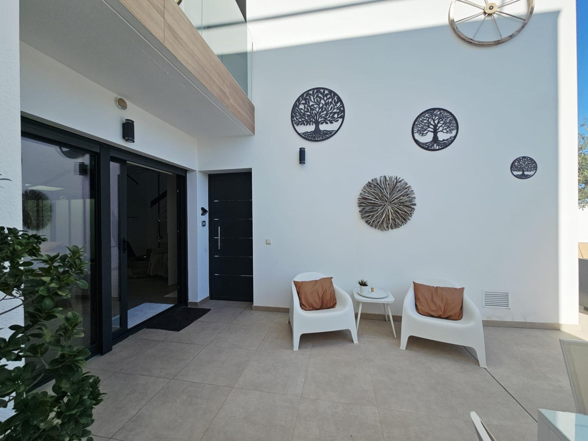 Living room in villa for sale in Benijofar