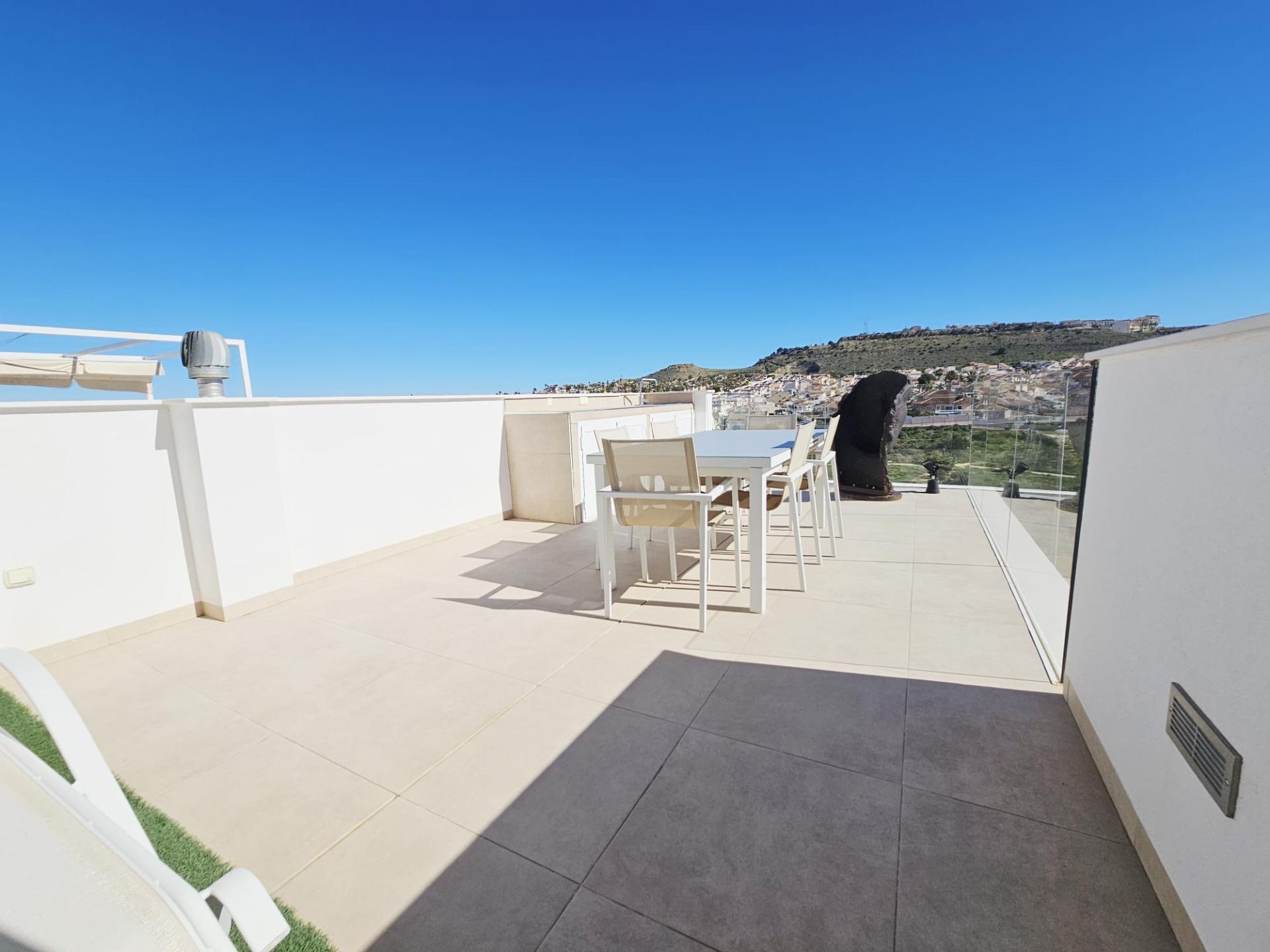 Terrace in villa for sale in Benijofar
