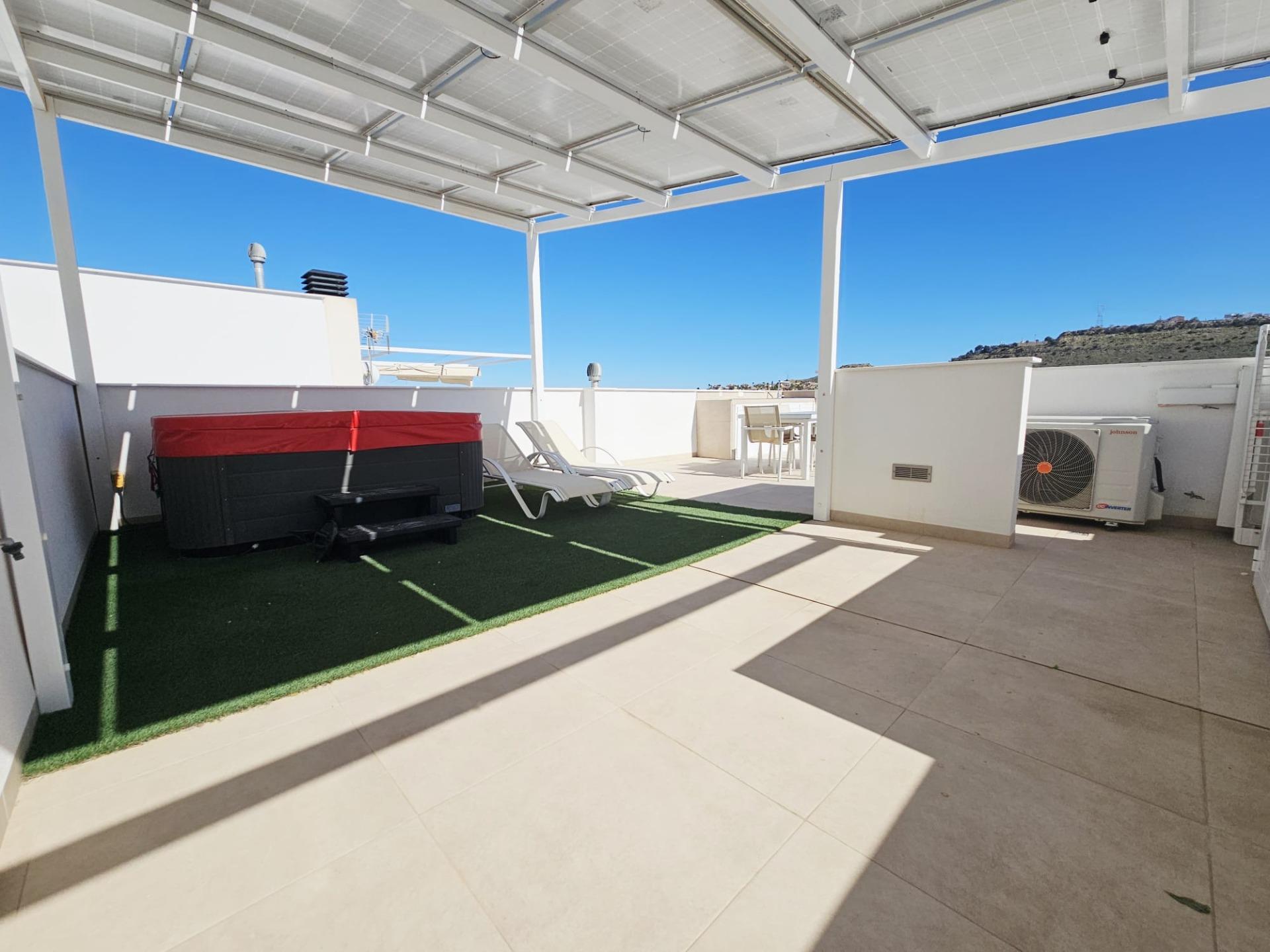 Pool area in villa for sale in Benijofar