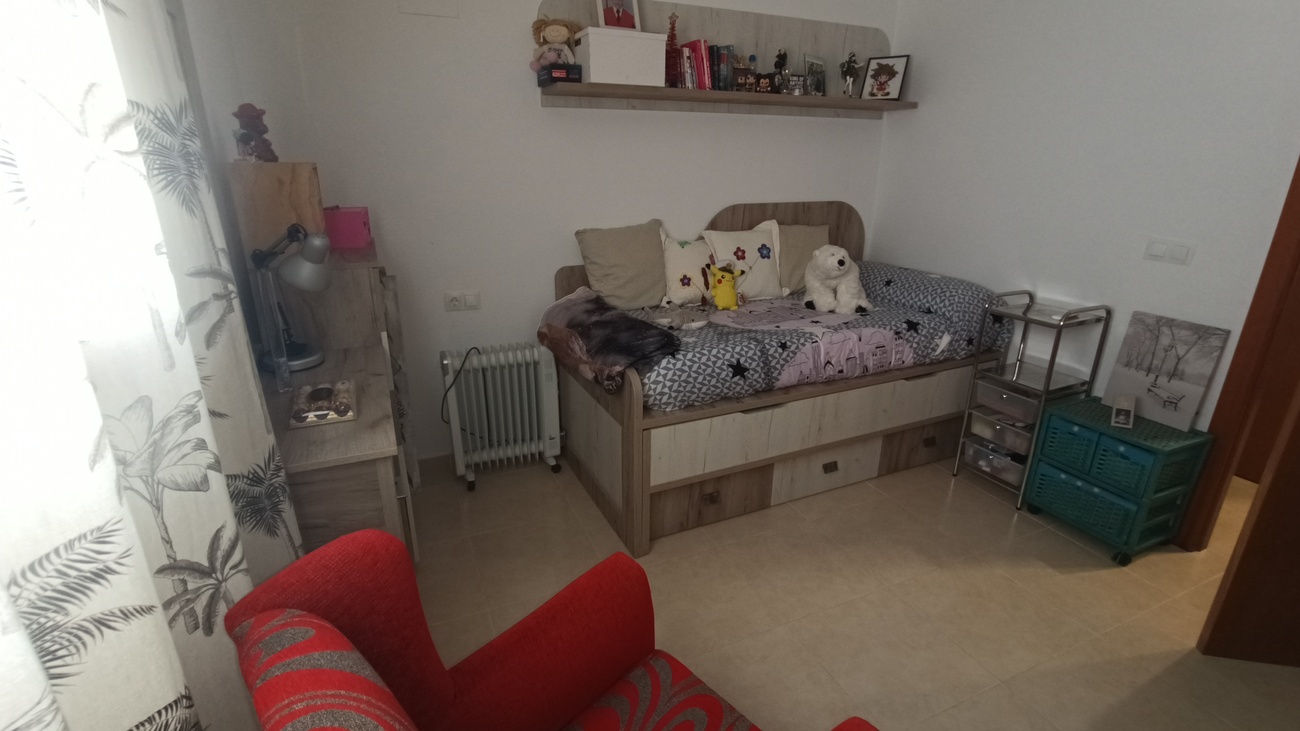 Bedroom in apartment for sale in Sucina