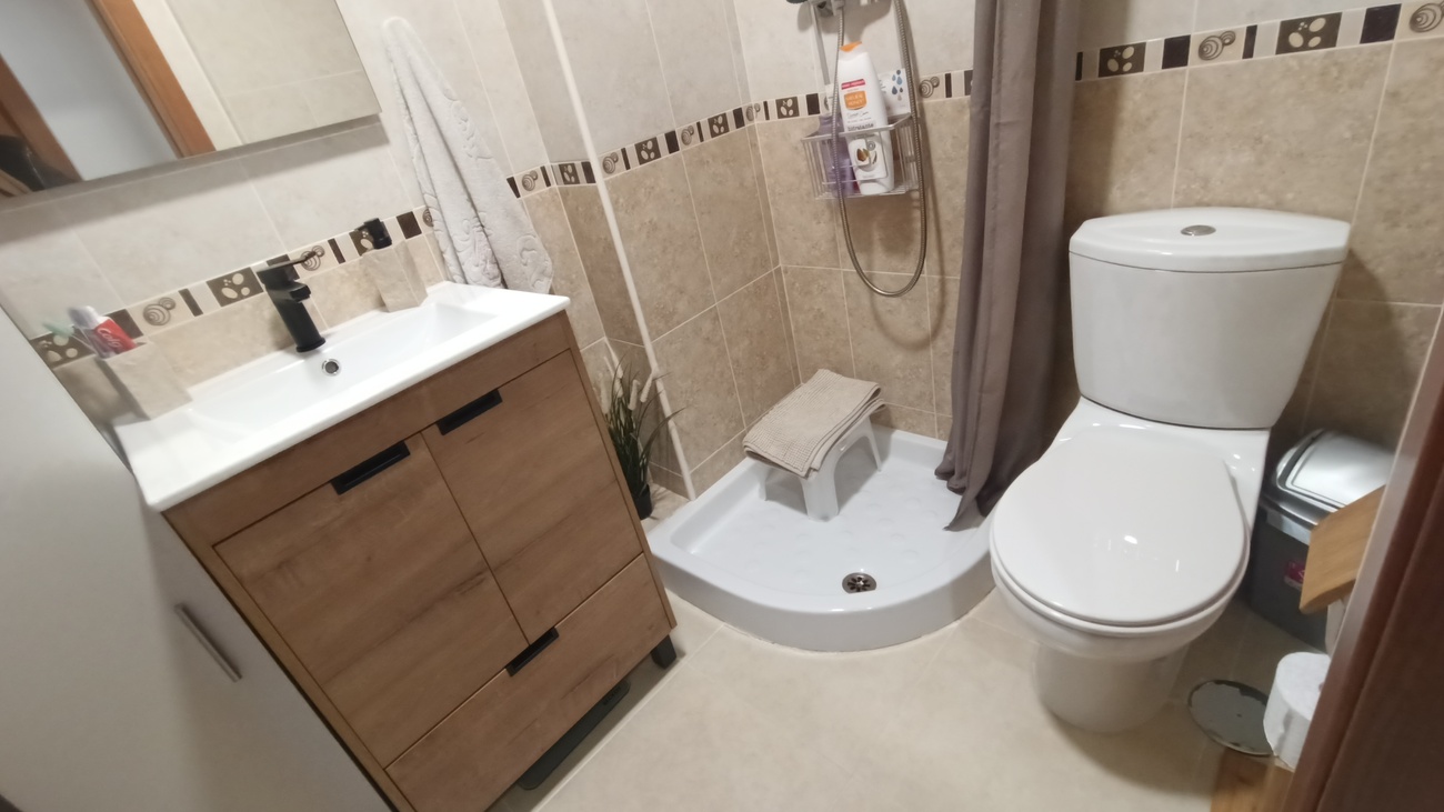 Master bedroom in apartment for sale in Sucina