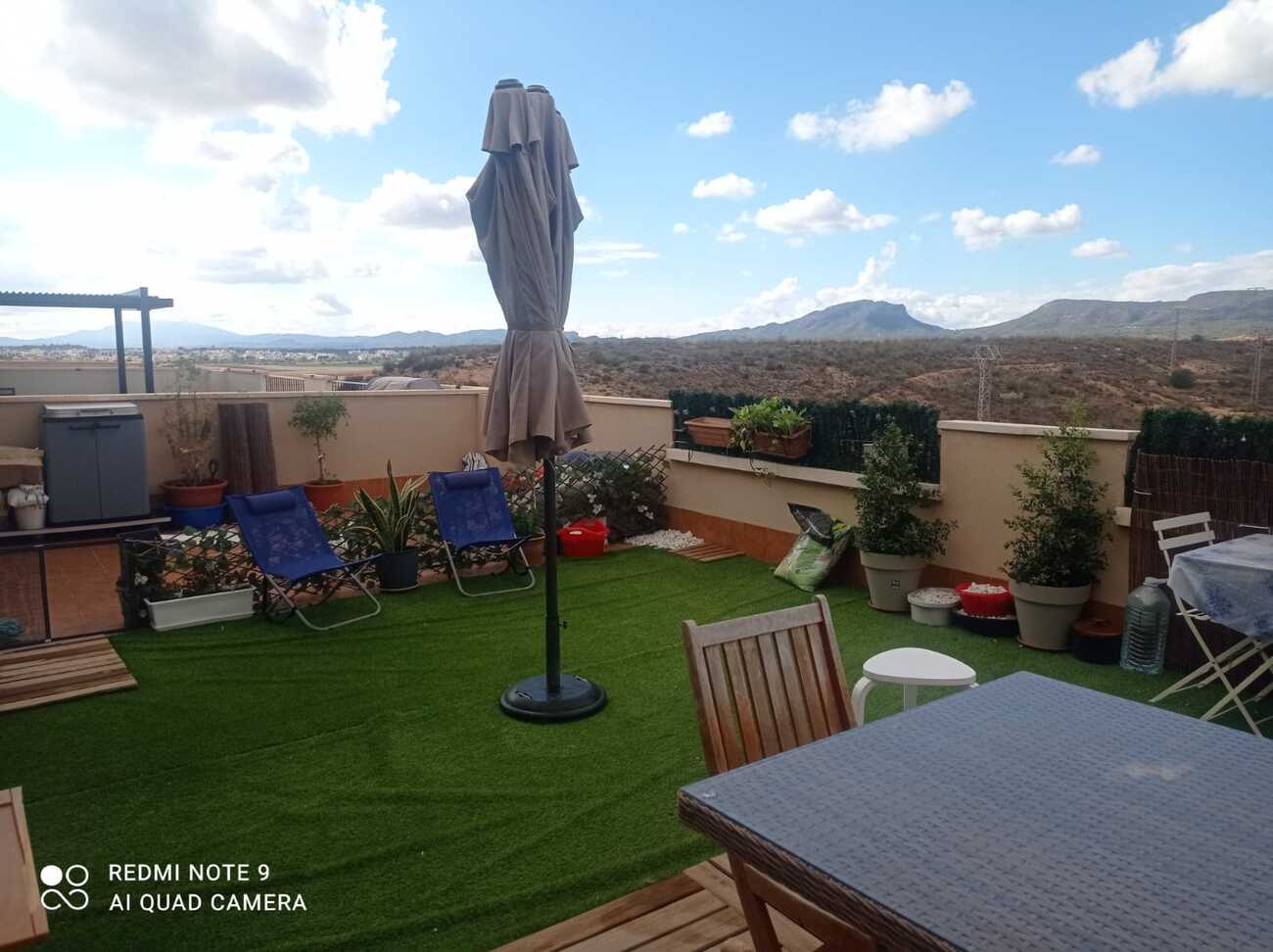Spacious Penthouse Apartment with Expansive Terrace in SucinaThis bright and spacious penthouse apar