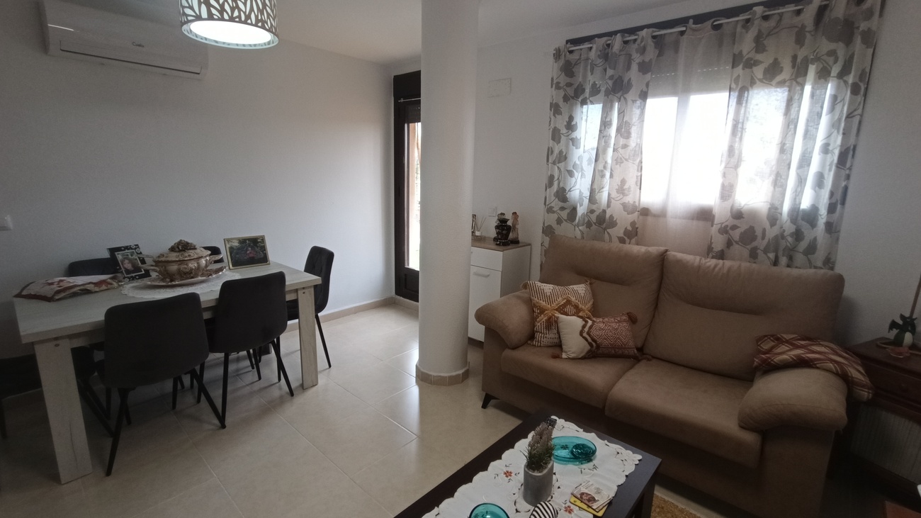 Bedroom in apartment for sale in Sucina