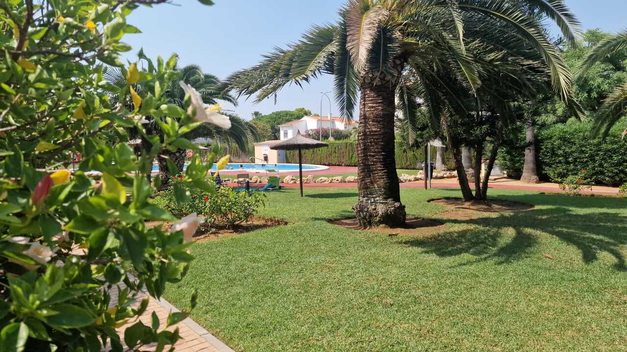 Garden in apartment for sale in Denia