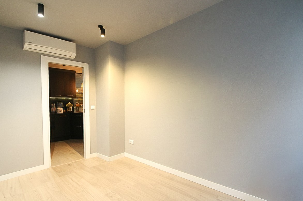 Dining area in commercial for sale in Alicante