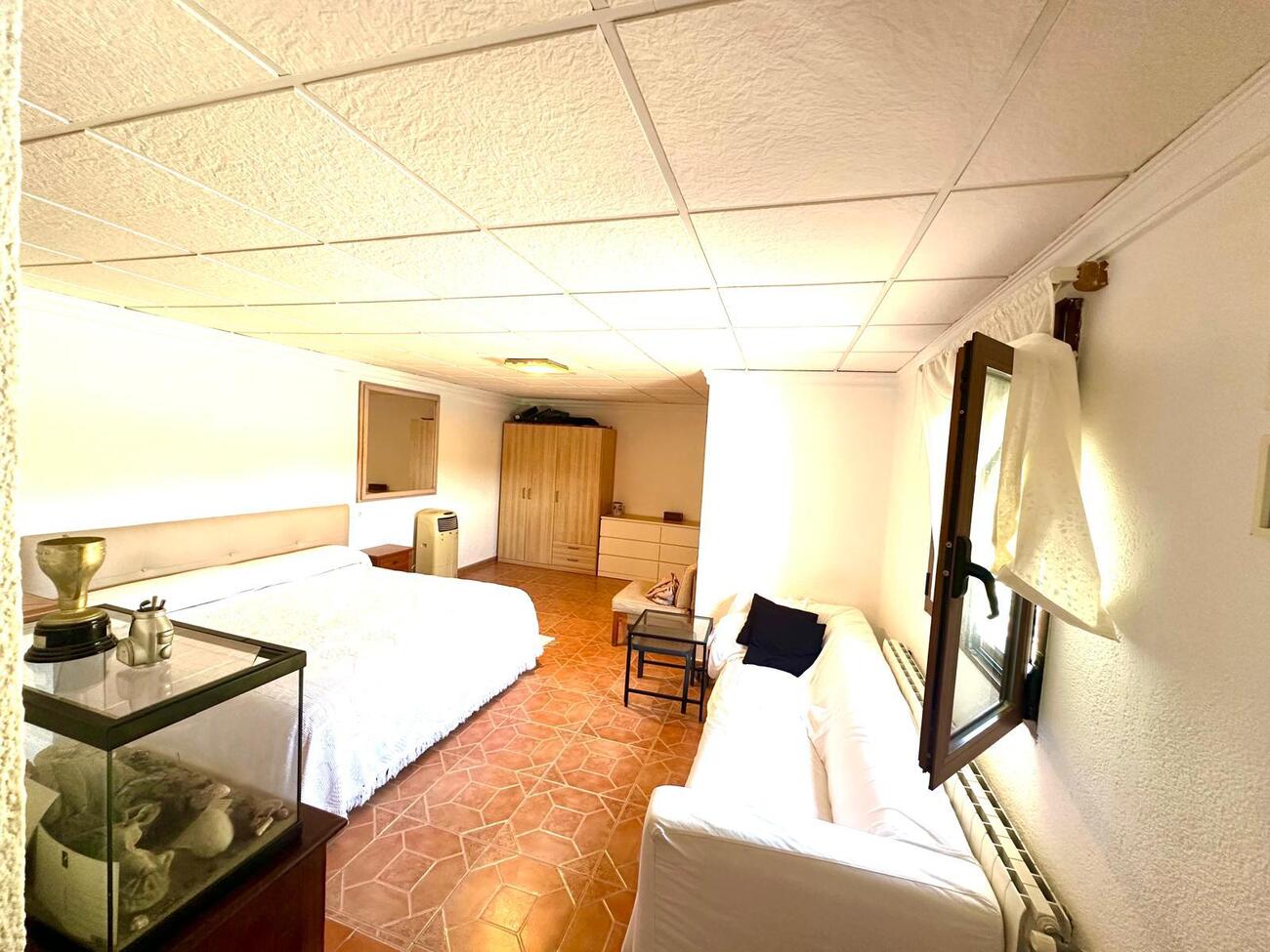 Dining area in villa for sale in javea
