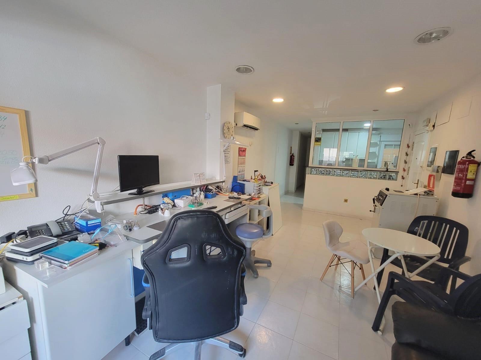 Terrace in apartment for sale in Torrevieja