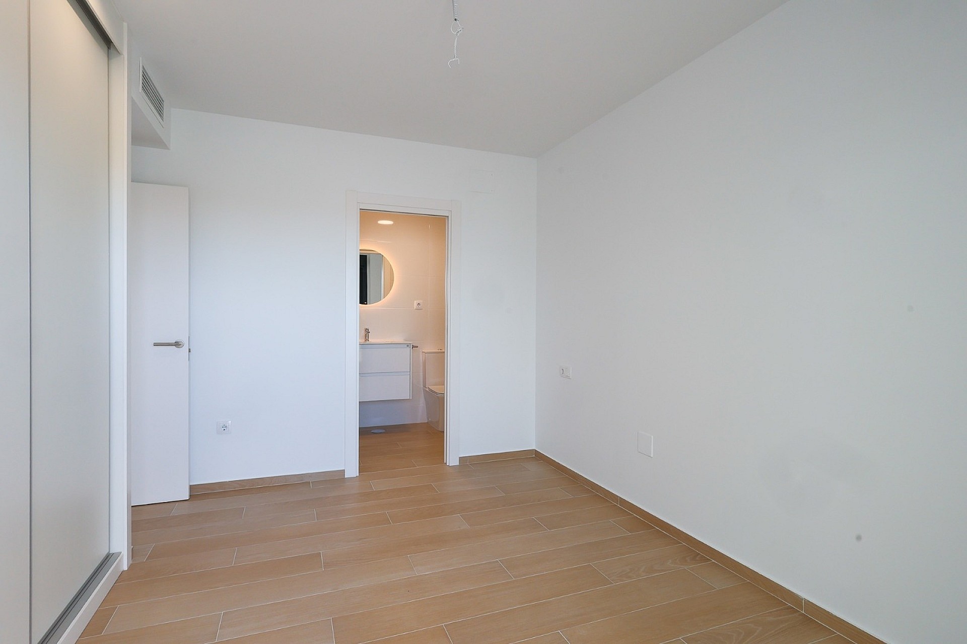 Garden in apartment for sale in Santa Rosalia Resort