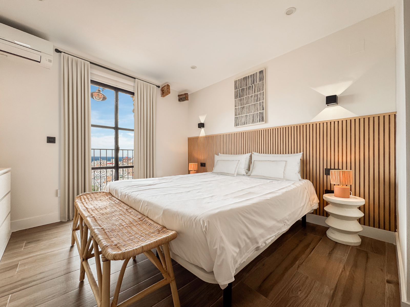 Dining area in apartment for sale in Alicante