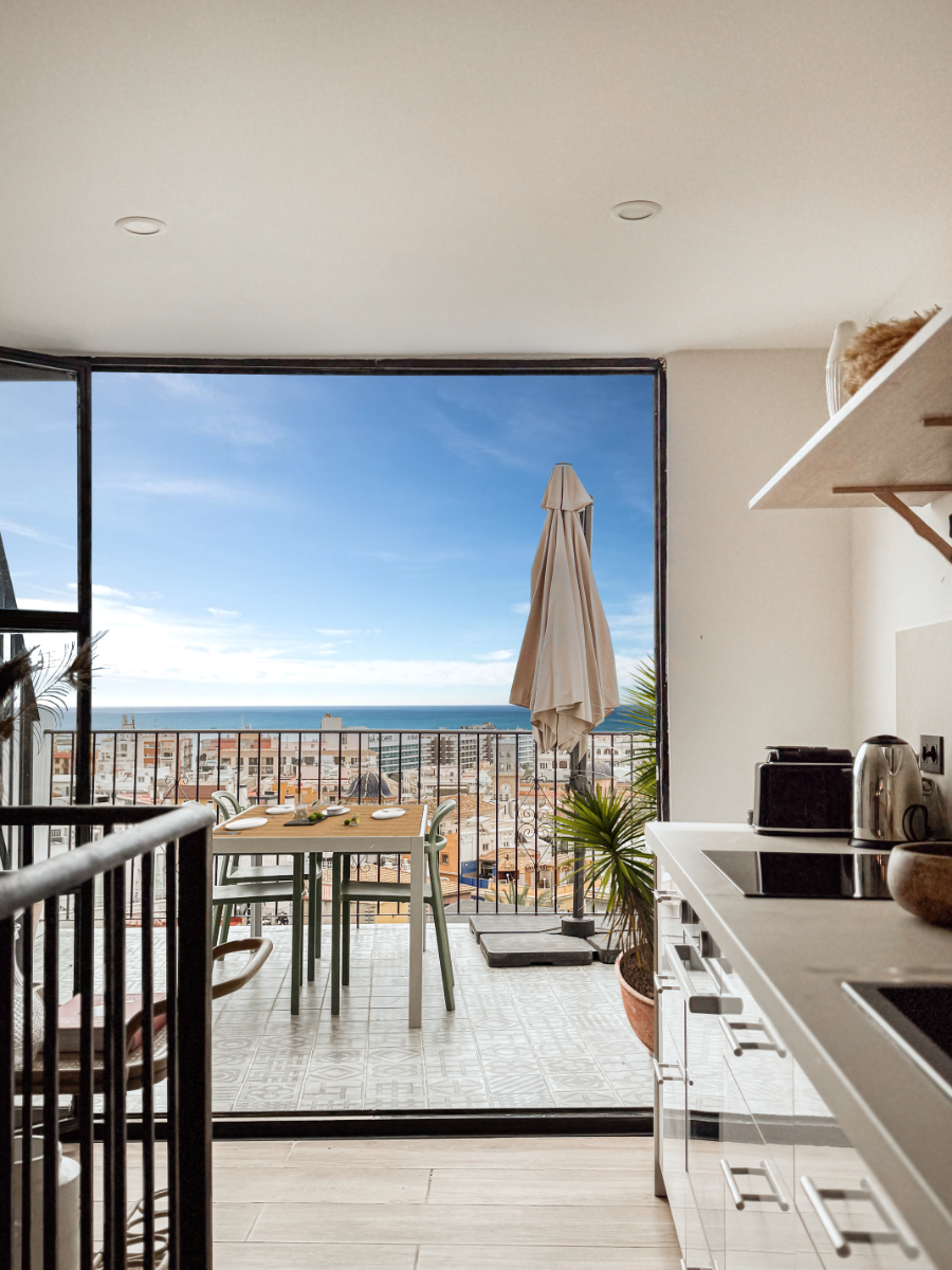 Garden in apartment for sale in Alicante