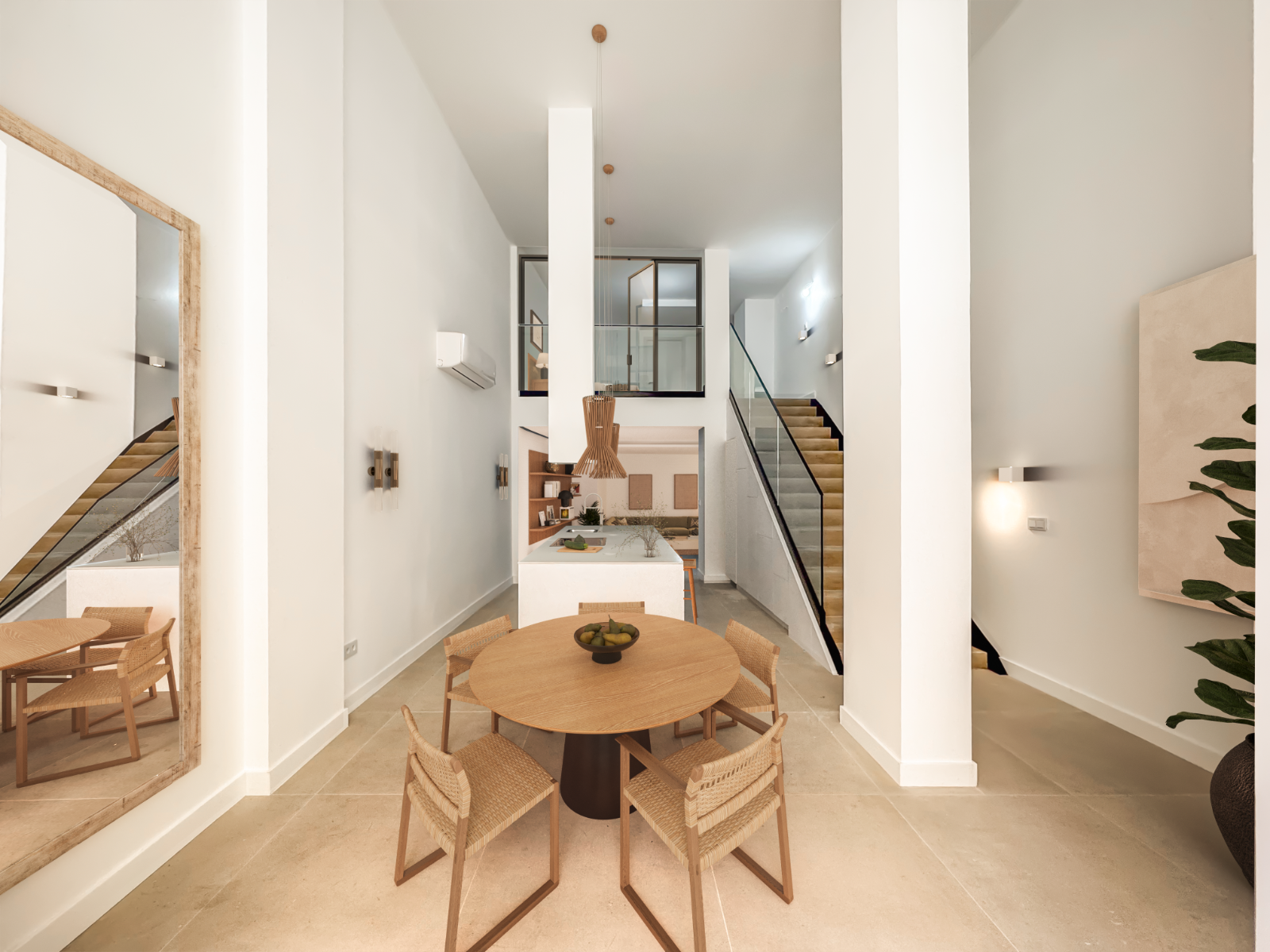 Renovated Apartment in Alicante Old Town In the heart of Alicante’s old town, this exclusive ground-