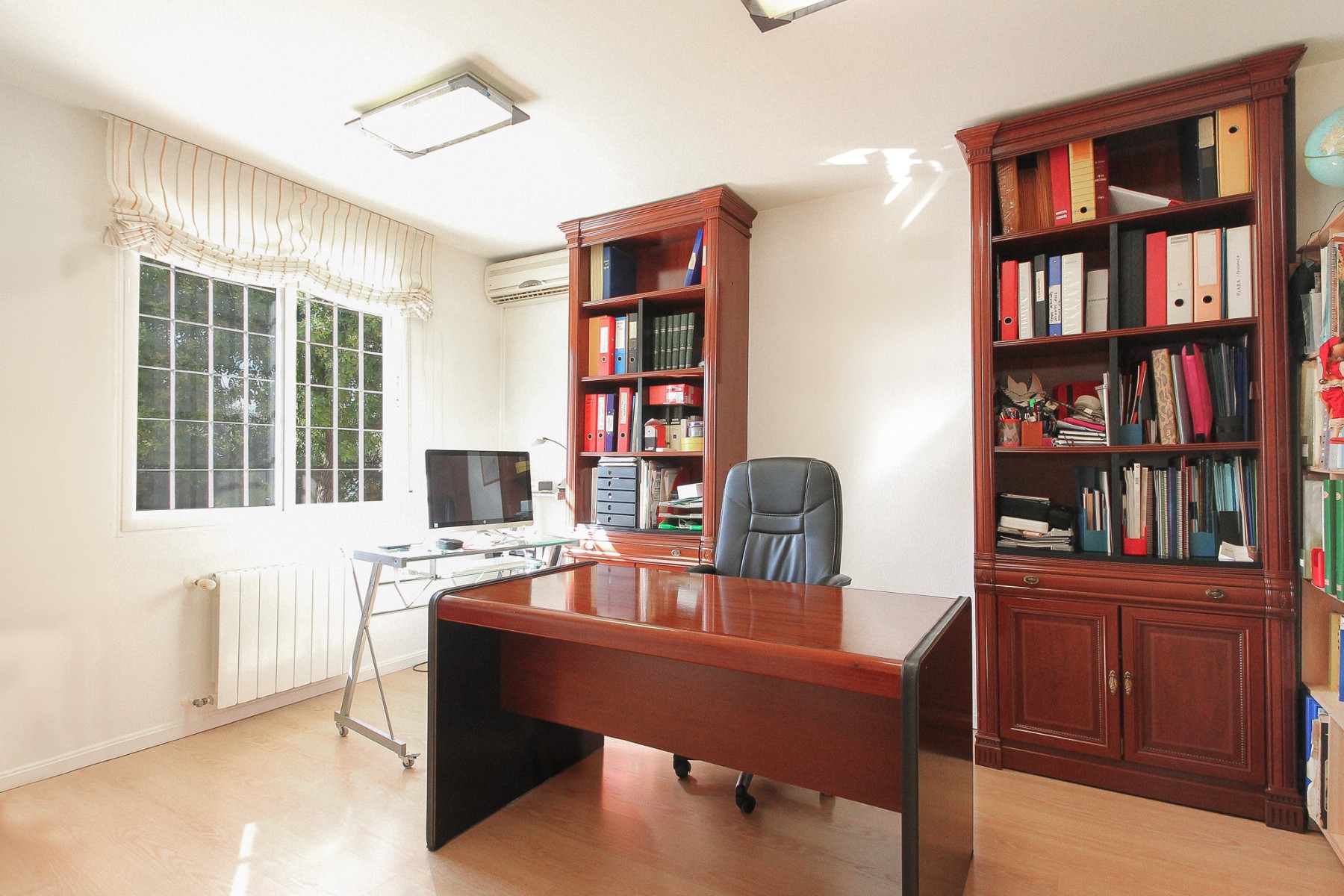 Living room in villa for sale in San Vicente del Raspeig