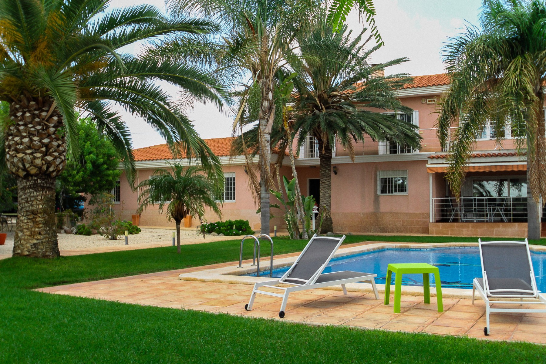 Bathroom in villa for sale in San Vicente del Raspeig