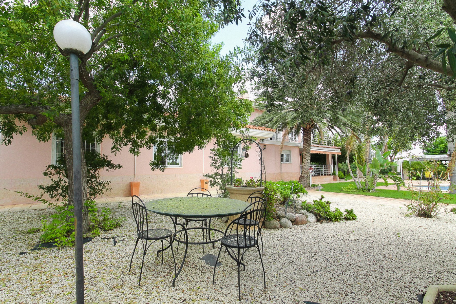 Dining area in villa for sale in San Vicente del Raspeig