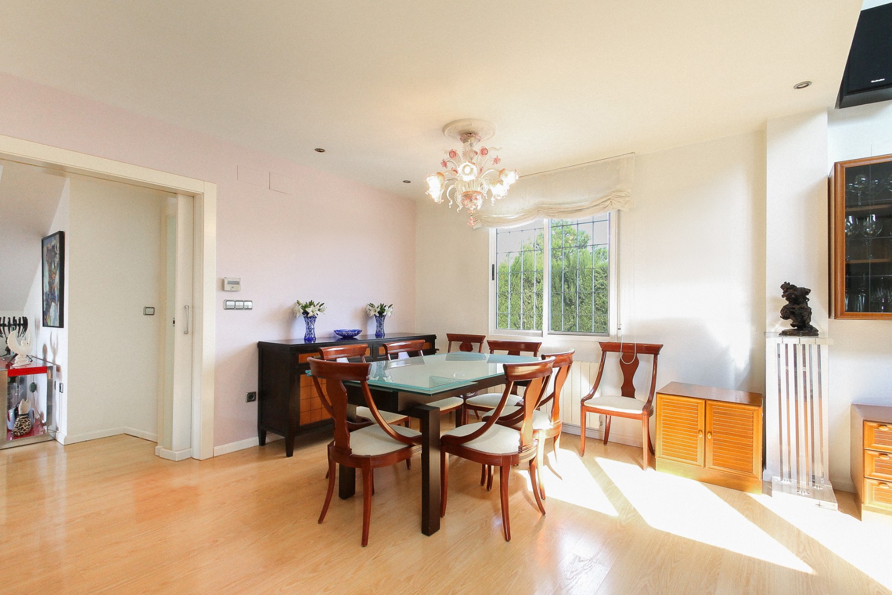 Dining area in villa for sale in San Vicente del Raspeig