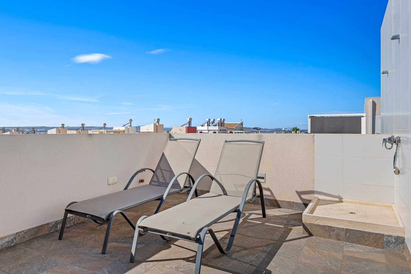 Master bedroom in bungalow for sale in Torrevieja